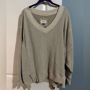 American Eagle sweater